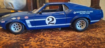 1:18 - Voiture miniature (4) - Ford Mustang Boss 302;, Nieuw