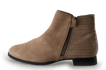 Hassia Enkellaarzen in maat 39 Beige, Hassia, Verzenden, Beige, Lage of Enkellaarzen