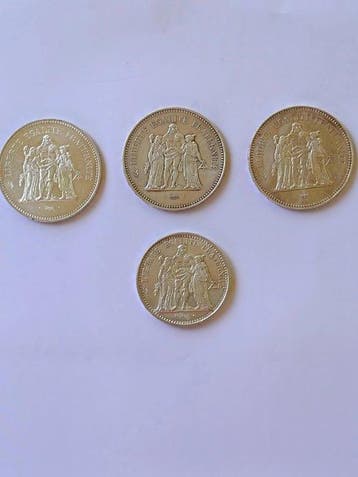 France. Lot de 4 monnaies en argent (10 Francs et 50 Francs