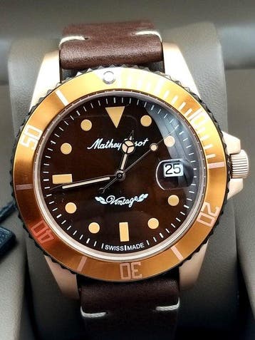 Mathey-Tissot - Mathy Vintage Bronze Automatic - Sans prix, Nieuw