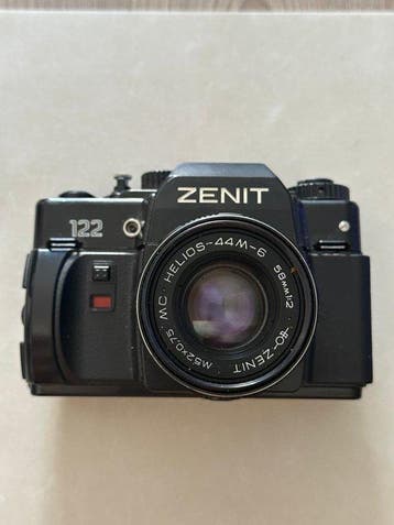 Zenit 122 + Helios-44M-6 2/58mm | Analoge camera