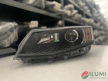 SKODA OCTAVIA 3 XENON KOPLAMP LINKS 5E1941015B, Auto-onderdelen, Verzenden, Gebruikt, Skoda