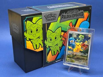 Pokémon Card - Pikachu [Paldea] #27 Pokemon Promo + box -, Hobby en Vrije tijd, Nieuw