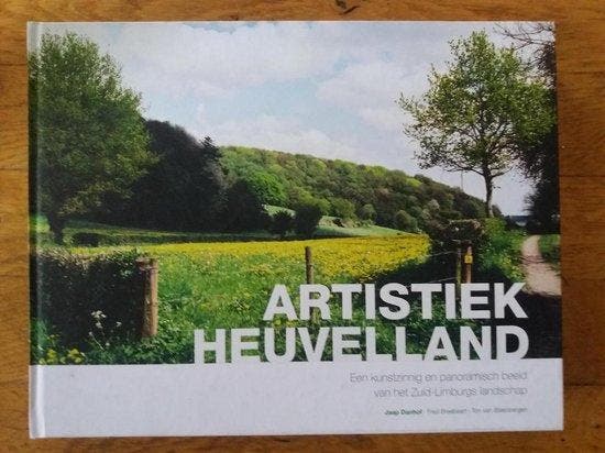 Artistiek heuvelland 9789082690101, Boeken, Kunst en Cultuur | Fotografie en Design, Gelezen, Verzenden