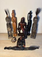 Collectie Afrikaanse houten beelden en maskers –
