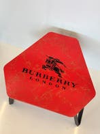 Rob VanMore - Triangle Tea by Burberry Table L
