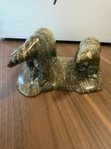 Canadese inheemse kunst Twee ijsberen - by Ettula Adla /, Antiek en Kunst