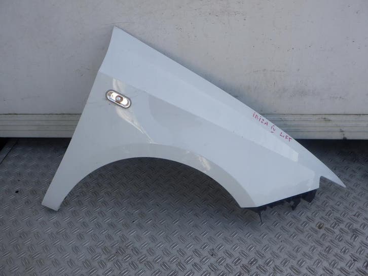 Seat Ibiza IV Lift rechter voor spatbord, Auto-onderdelen, Carrosserie, Gebruikt, Verzenden