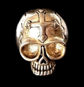 Zegelring – Memento Mori – Schedel – Pattée-kruis – Triomf