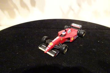 UT 1:43 - Voiture miniature - Ferrari Formule 1 wagen