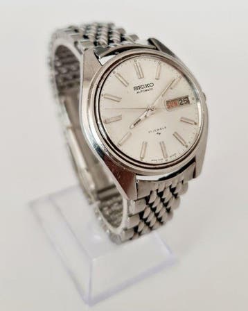 Seiko - 1970s Seiko Automatic 7009-8002 - Zonder