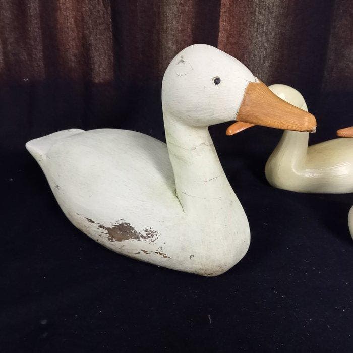 Lokeend - Drie witte lokeenden (3) - Hout, Antiek en Kunst, Curiosa en Brocante