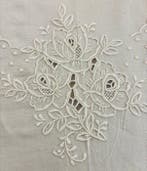 Nappe (13) - 265 cm - 170 cm - Nappe brodée