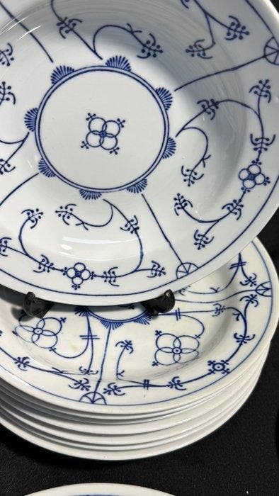 Jager - Tafelservies (27) - Porselein, Antiquités & Art, Antiquités | Meubles | Tables