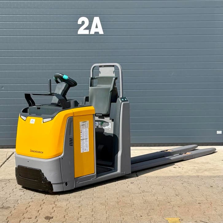 Jungheinrich ECE 225 / 2016 / 240 cm vorken / garantie, Zakelijke goederen, Machines en Bouw | Heftrucks en Intern transport, Orderpicker