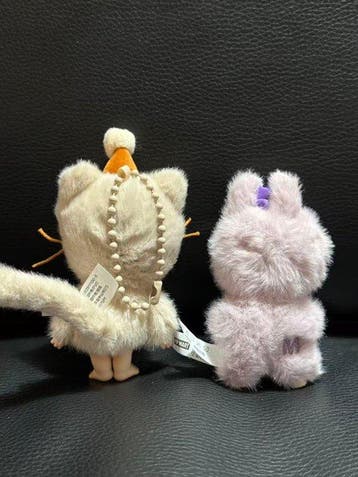 Pop Mart - Figurine-jouet Pop Mart Labubu The Monsters Pin