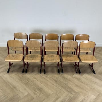 Eromes set van 10 schoolstoelen (gele stip) zithoogte 33cm, Huis en Inrichting, Stoelen, Gebruikt, Hout, Eén