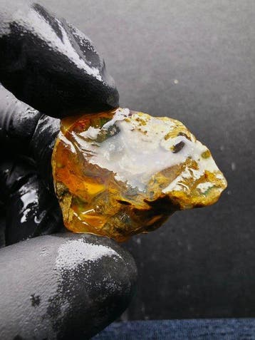 85cts Crystal Opal Specimen Ruw- 18 g
