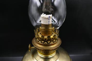Lampe à pétrole - Laiton, Antiquités & Art