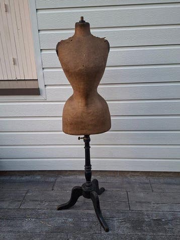 Buste, Buste de couture Galerie Lafayette - Paris - 160 cm -