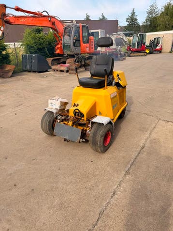 Te koop: Rolmops veegmachine, Zakelijke goederen, Ophalen, Wiellader of Shovel