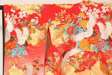 kimono- iro-uchikake-Japan - Zijde - Japan - 1900-2000