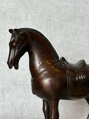 Beeld, Exclusief sculptuur van een paard 26 cm - 23.5 cm -, Antiek en Kunst