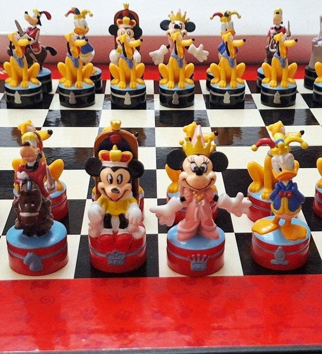 Schaakspel - Mickey Mouse & Friends - Hars, Collections, Disney