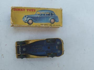 Dinky Toys 1:48 - Model sedan (2) - Post-War Original First, Nieuw