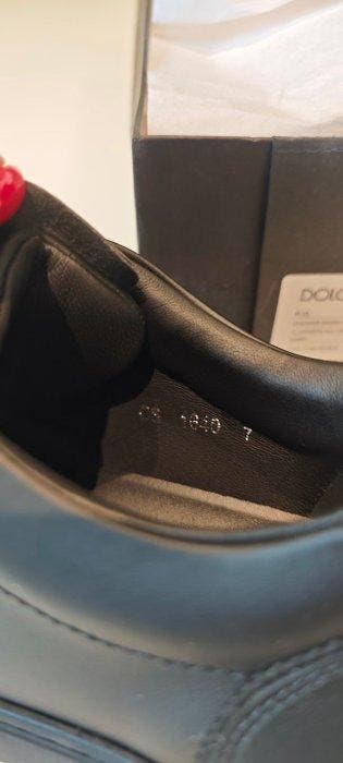 Dolce & Gabbana - DG Embroidered Heart Sneakers - Sneakers -, Nieuw