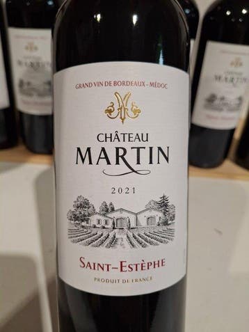 2021 Château Martin - Saint-Estèphe - 6 Bouteilles (0,75 L), Verzamelen, Wijnen, Nieuw