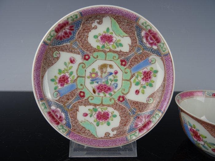 Tasse et soucoupe (2) - Porcelaine - Qianlong 1736-1795, Antiquités & Art, Antiquités | Autres Antiquités