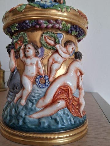 Capodimonte - Koektrommel - Porselein, Glazuur, vergulding, Antiek en Kunst