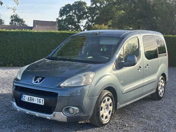 Online veiling - Peugeot Partnerauto 1.6 HDi – 2012 –, Nieuw