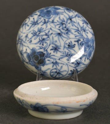 Kangxi, 17th Century - Doos - Zes lotussen te midden van