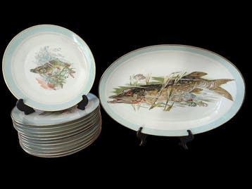 Limoges BFL - Tafelservies voor 12 (13) - Porselein -
