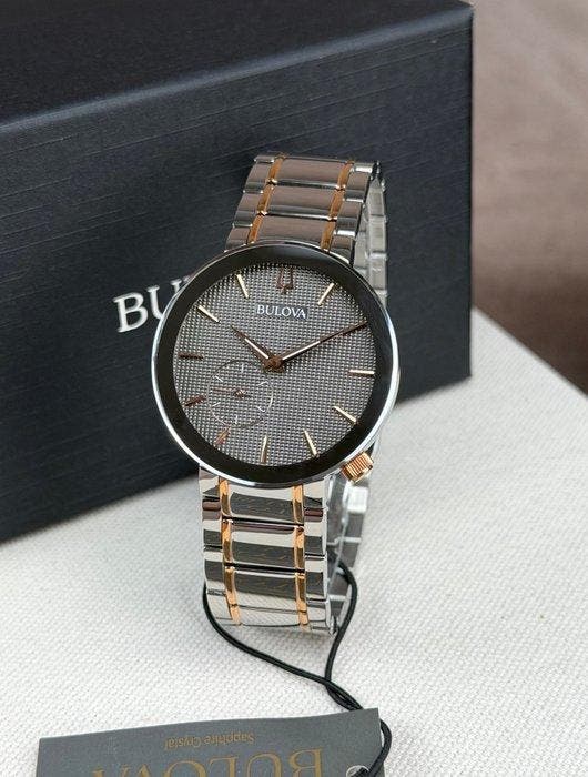 Bulova - Futuro Latin Grammy Grey Dial - 98L309 - Heren -, Handtassen en Accessoires, Horloges | Heren