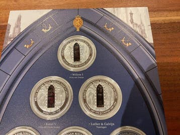 Nederland. De Koninklijke kerkramen van de nieuwe kerk in