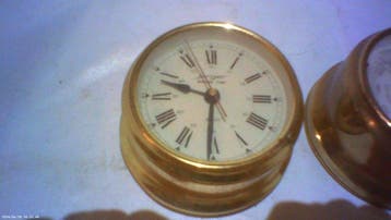 uur en barometer - Messing