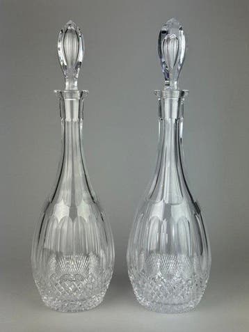 Fles (2) - Kristal - Decanteerfles met kurken.