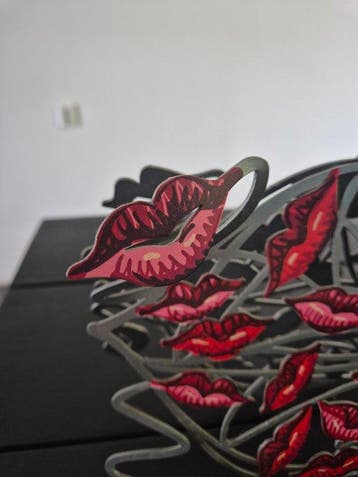 David Gerstein (1944) - sculptuur, 100 kisses - 20 cm -