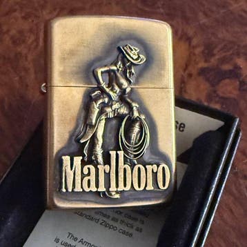 Zippo - Encendedor Zippo Marlboro - Aansteker - Messing,, Nieuw