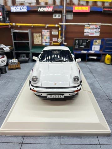 Norev 1:18 - Voiture miniature - Porsche 911 Turbo 3.3 1980, Nieuw