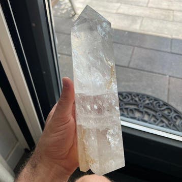 Tour de cristal de roche excellente Cristal - Hauteur : 23.7