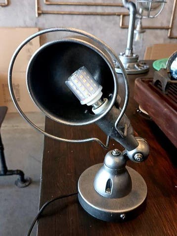 Tafellamp - Industrieel-vintage ijzeren wand- en tafellamp -