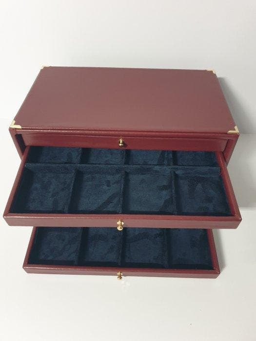 Accessoires. Burgundy eco-leather coin cabinet for 48 places, Timbres & Monnaies, Monnaies | Europe | Monnaies non-euro