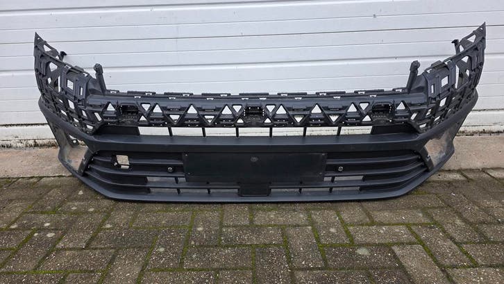 Pare-chocs av. VW/Man Crafter II/TGE 2016- 6xPDC 7C0807221A, Autos : Pièces & Accessoires, Carrosserie & Tôlerie, Volkswagen, Utilisé