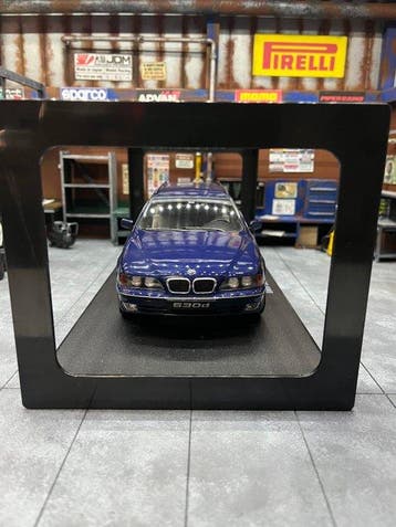 KK Scale 1:18 - Modelauto - BMW 530D E39 Touring (1997), Hobby en Vrije tijd, Modelauto's | 1:5 tot 1:12, Nieuw