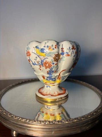 Attributed to Samson et Cie, Paris. Imari-style hand-painted
