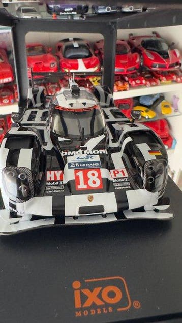 IXO 1:18 - Voiture miniature - Porsche 919 Hybrid #18 -